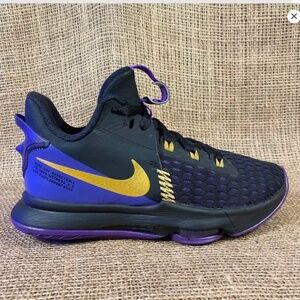 Nike LeBron Witness 5 Basketball shoes Black Purple Gold size 7